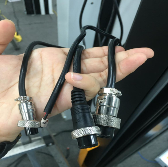 西朗快速卷簾門接線 西朗快速卷簾門接線