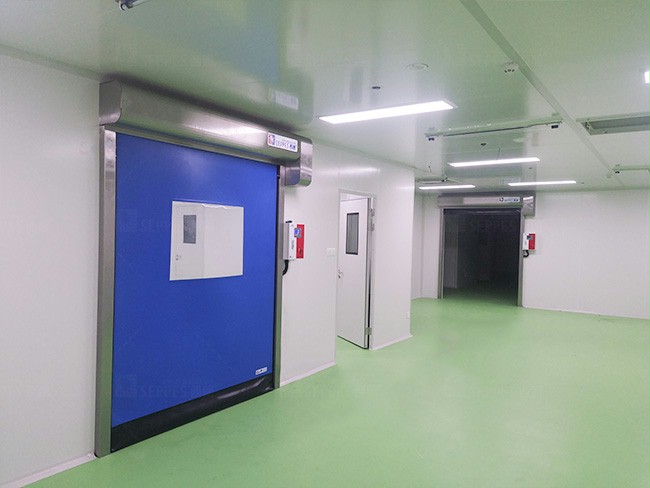 西朗門業潔凈室快速卷簾門