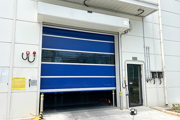 西朗門業快速卷簾門防火卷簾門雙門方案 西朗門業快速卷簾門防火卷簾門雙門方案